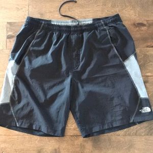The North Face flashdry shorts size L. Extremely light weight workout shorts.